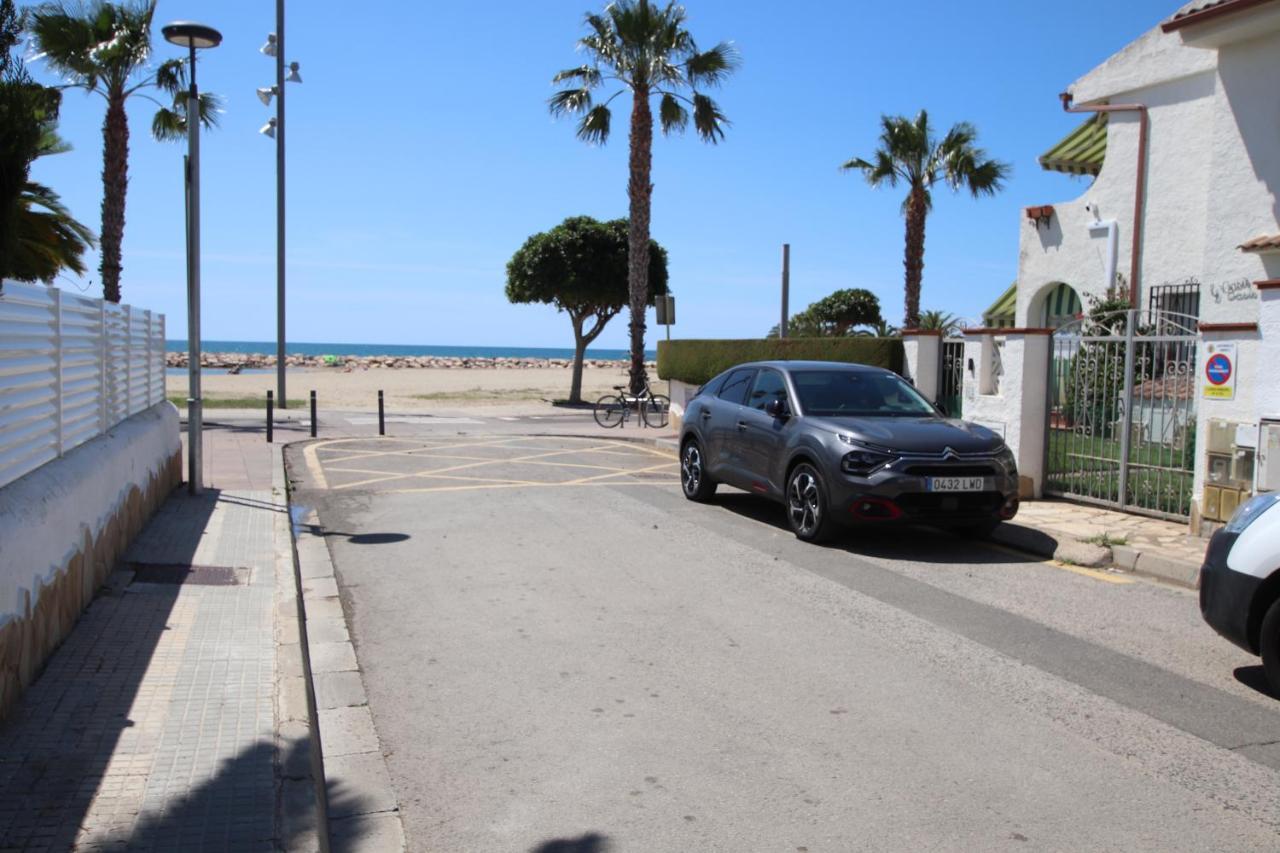 Planta Baja, Primera Linea, Playa, Jardin Privado, Ardiaca, Cambrils, Apartamento Jacqueline Kültér fotó