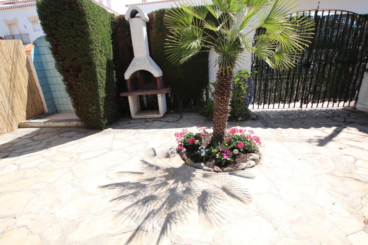Planta Baja, Primera Linea, Playa, Jardin Privado, Ardiaca, Cambrils, Apartamento Jacqueline Kültér fotó
